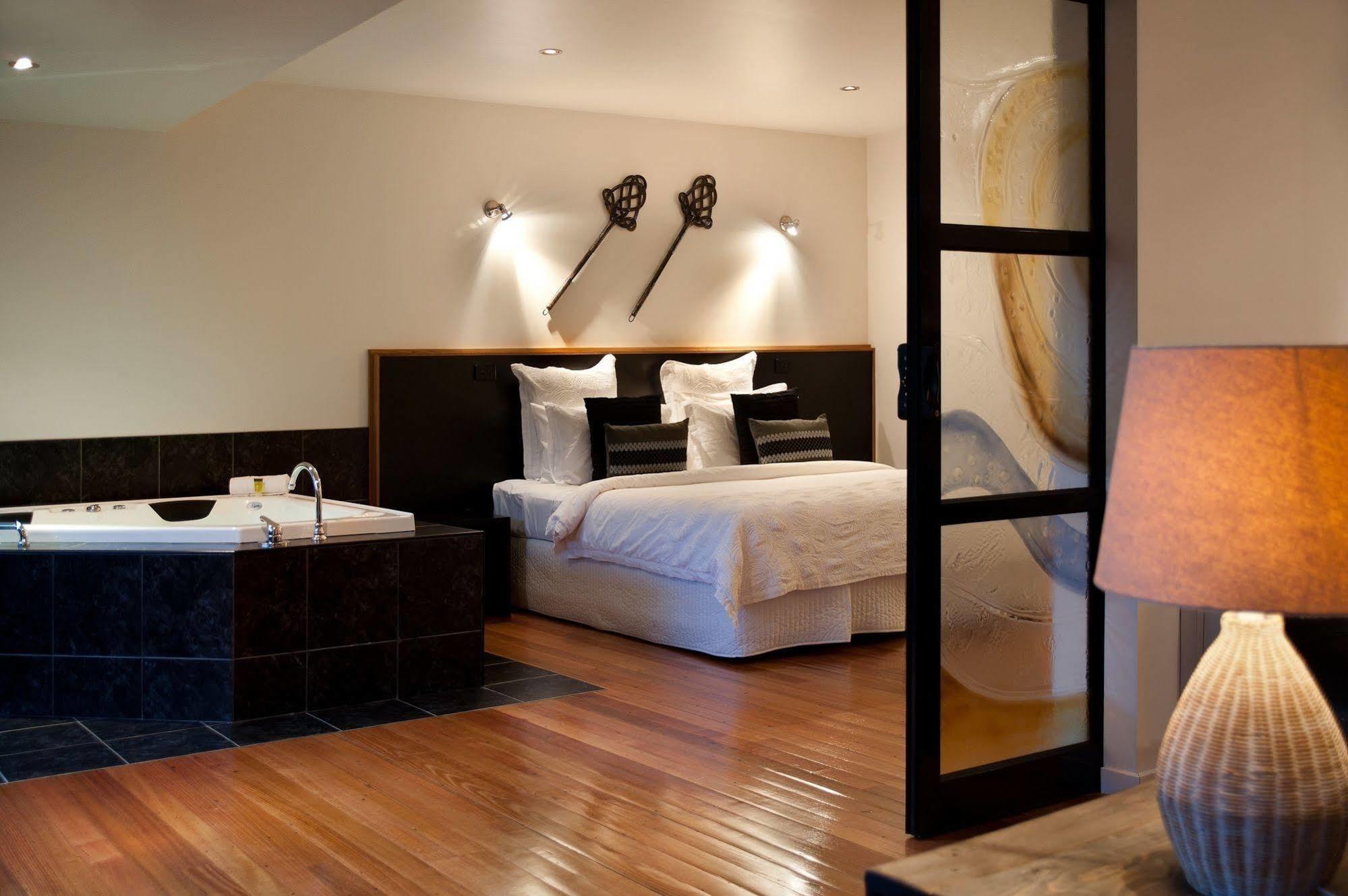 Springs Spa Villa Хепбърн Спрингс Екстериор снимка