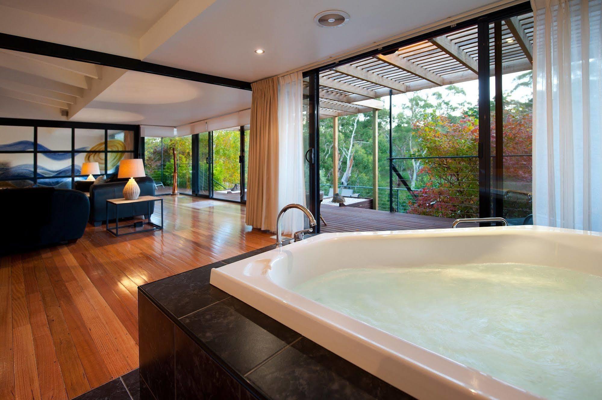 Springs Spa Villa Хепбърн Спрингс Екстериор снимка